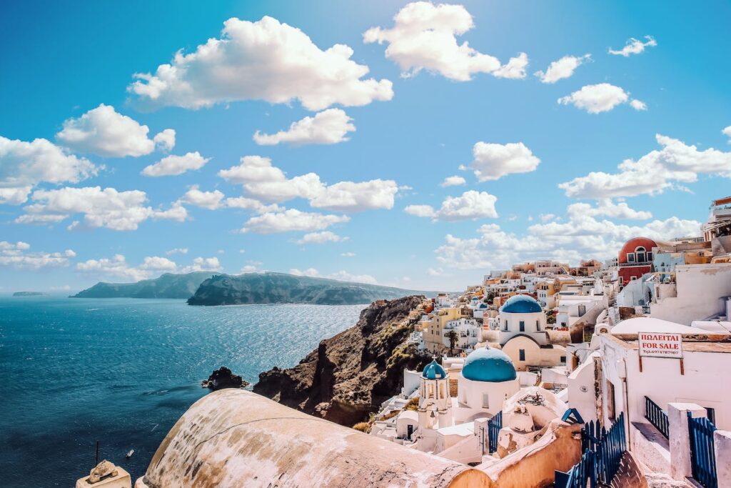 Griechenland Stadt blauer Himmel traumhaft Griechische Sprichwörter Liebe Leben, Weisheiten und Zitate